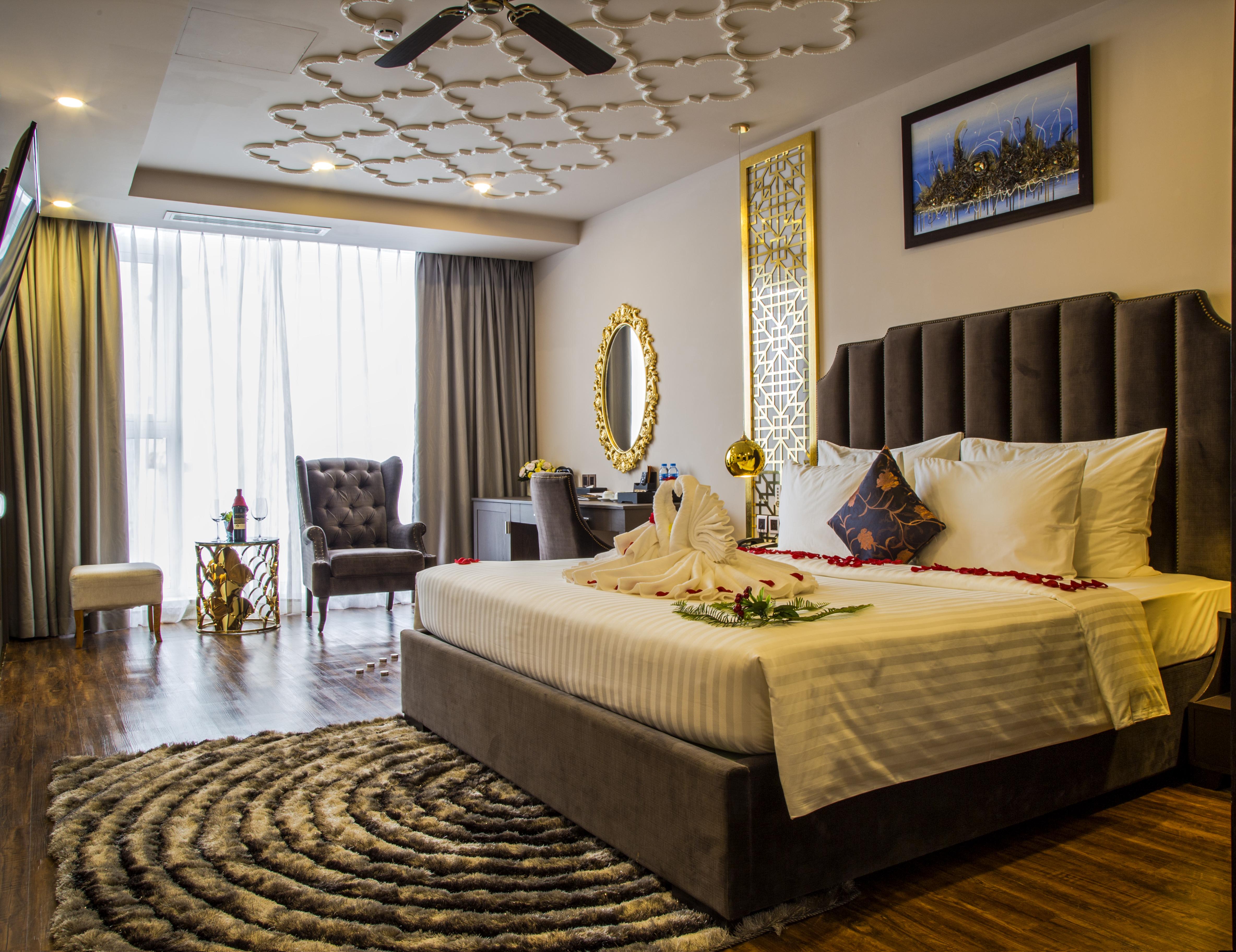 Cicilia City Hotel Saigon Center Ho Şi Min Dış mekan fotoğraf