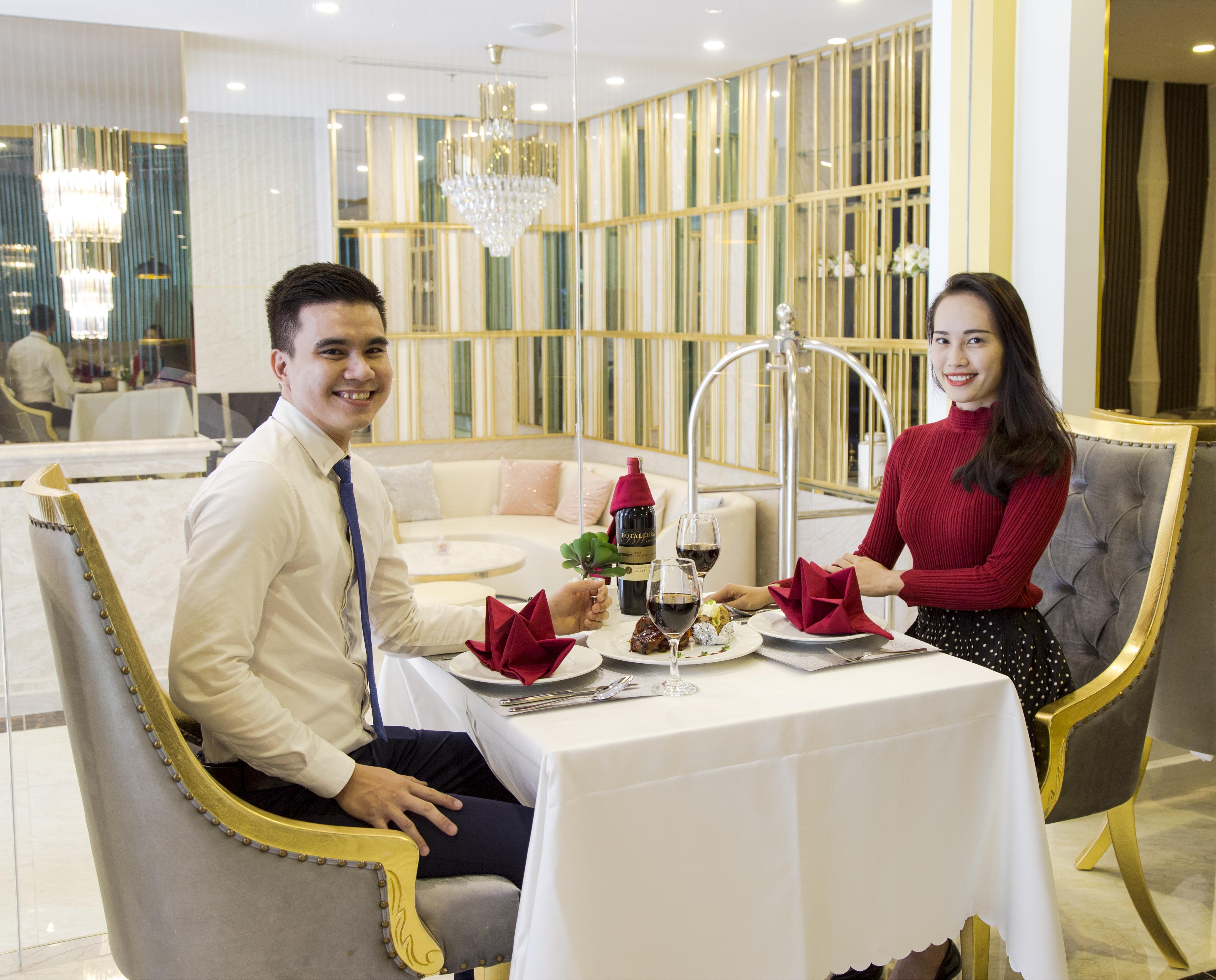 Cicilia City Hotel Saigon Center Ho Şi Min Dış mekan fotoğraf