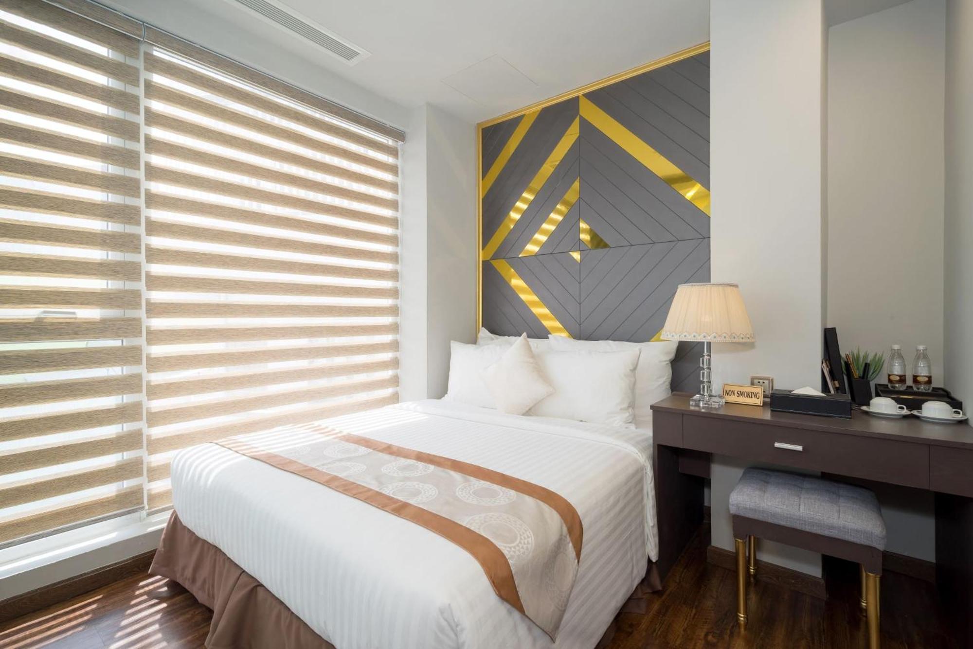 Cicilia City Hotel Saigon Center Ho Şi Min Dış mekan fotoğraf
