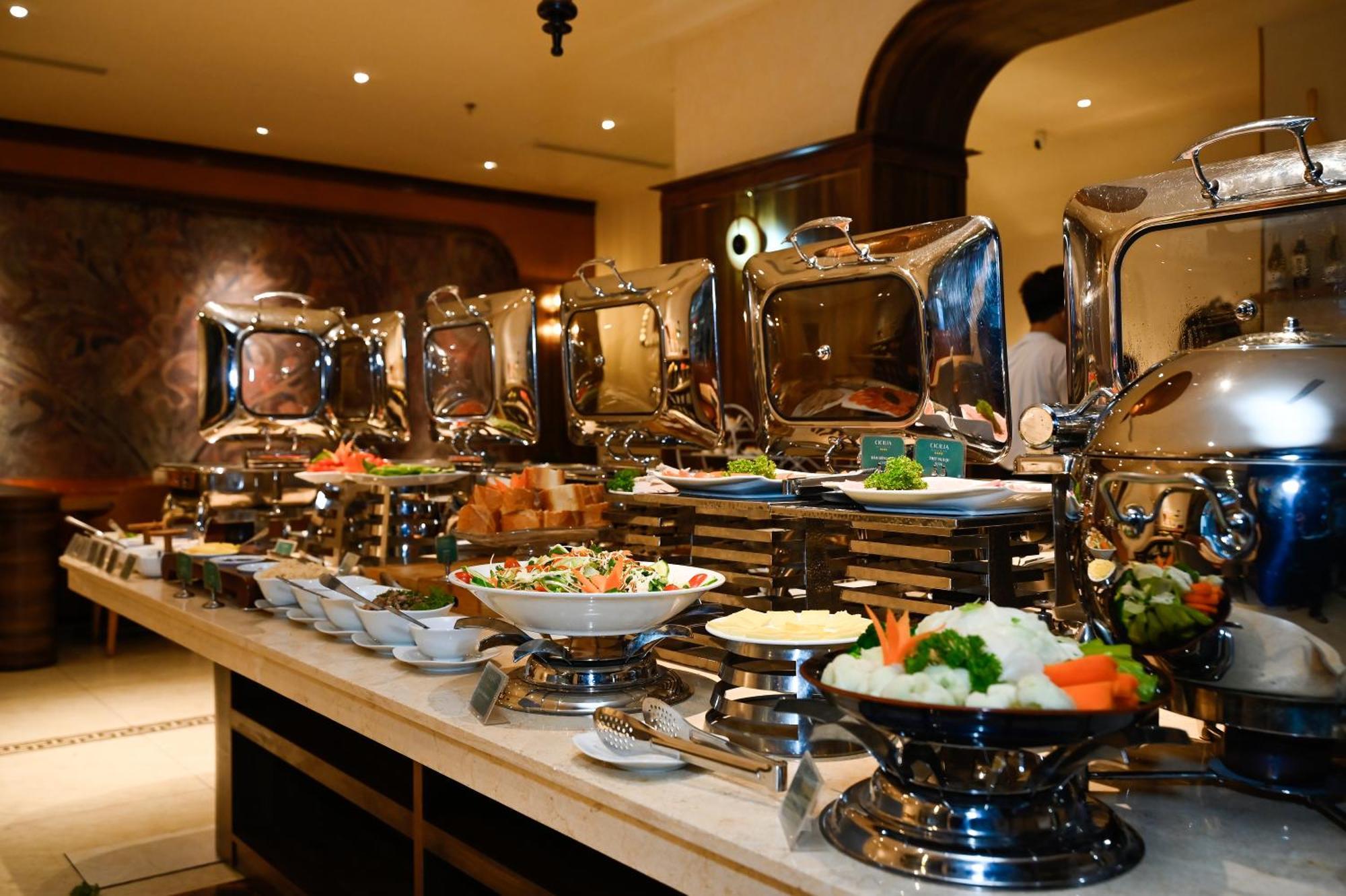 Cicilia City Hotel Saigon Center Ho Şi Min Dış mekan fotoğraf